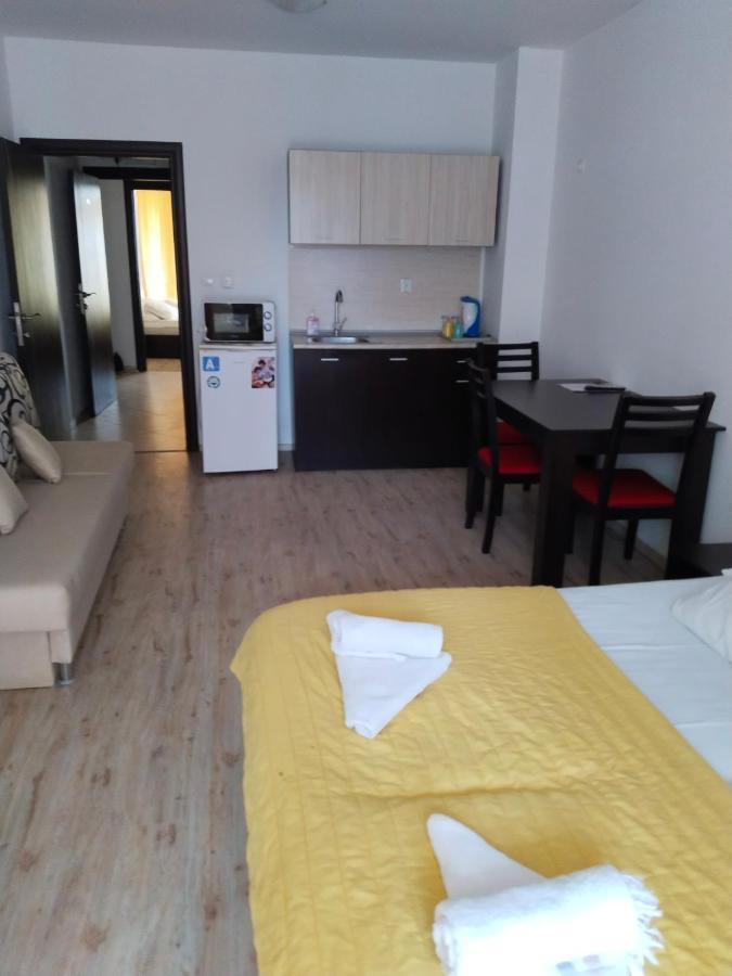 Apartamento Apartament Janet Pomorie Exterior foto
