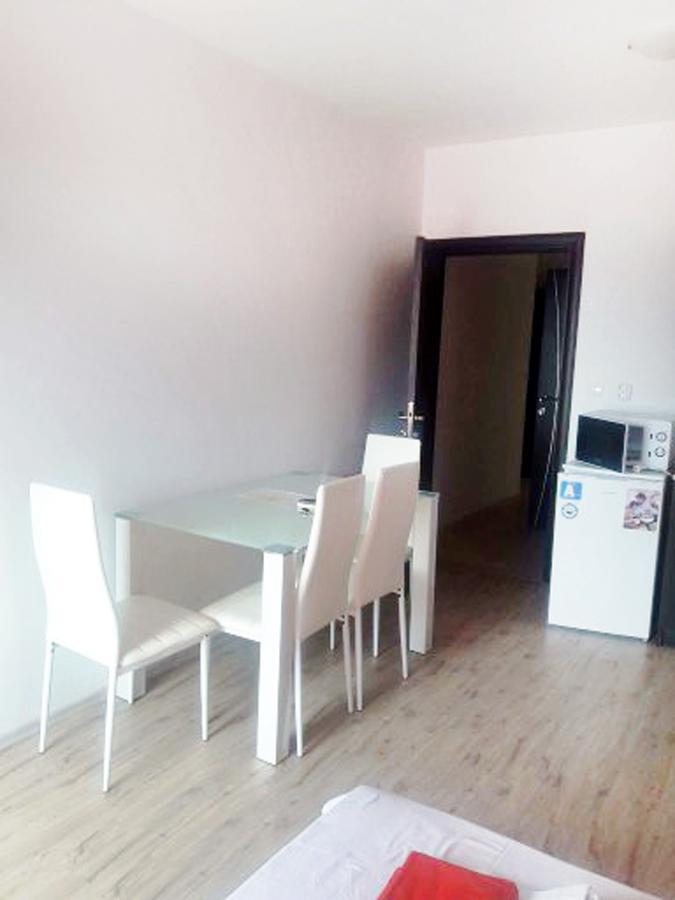 Apartamento Apartament Janet Pomorie Exterior foto
